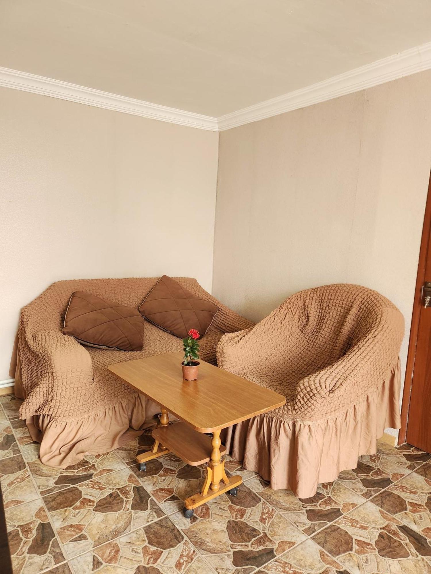 Guesthouse Ttt-1 Tbilisi ภายนอก รูปภาพ